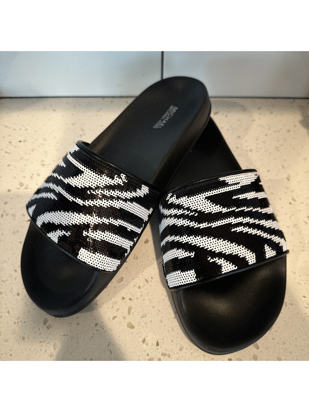 Michael Kors Women's Gilmore Sequin Zebra Slide Black/Optic/White 8M New [COPY]